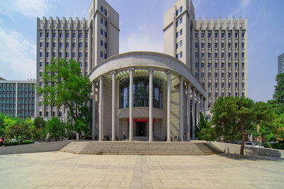 吉林建筑大學(xué)在職研究生畢業(yè)頒發(fā)什么證書？